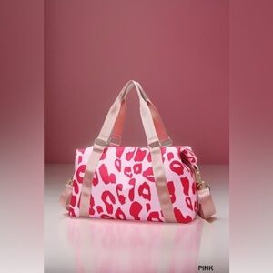 NWT ZENANA LEOPARD PRINT LARGE WEEKEND TRAVEL DUFFLE BAG